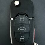 Корпус с жалом AUDI HU-66 3 кнопки + кнопка PANIC